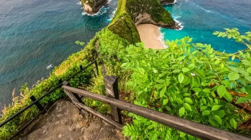 kelingking beach nusa penida