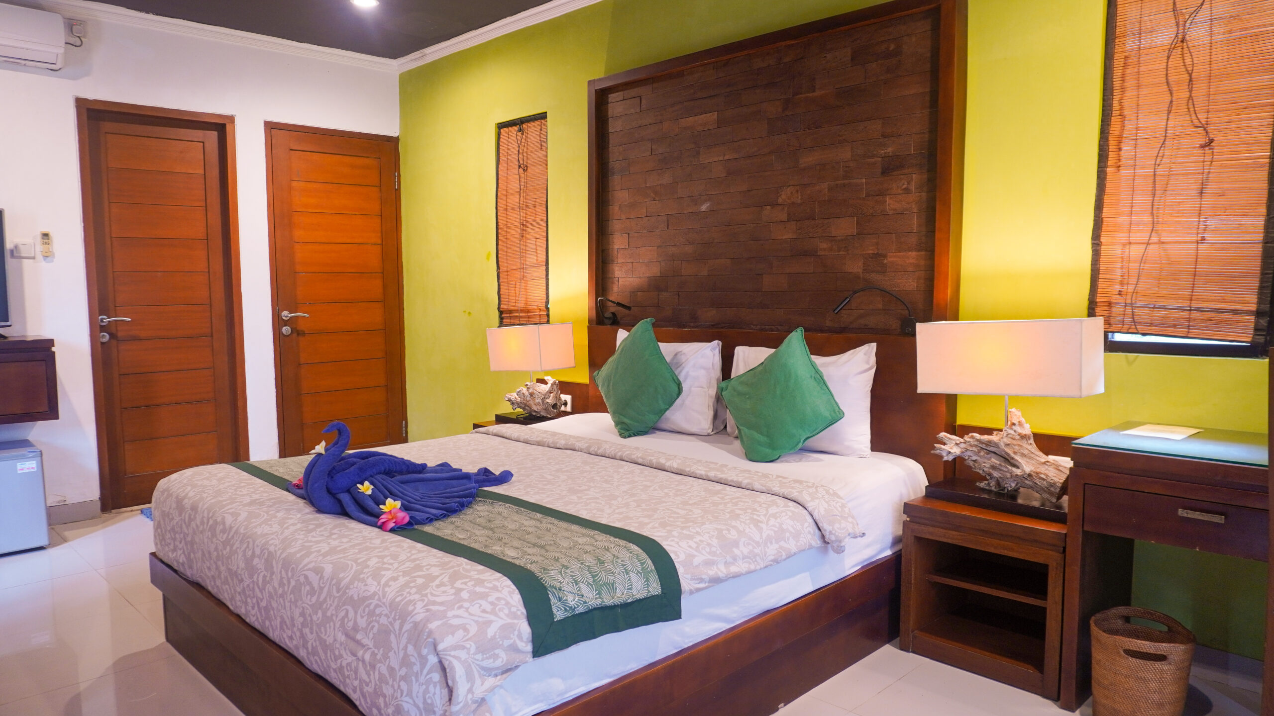 Deluxe Double Room Green Bird Villa
