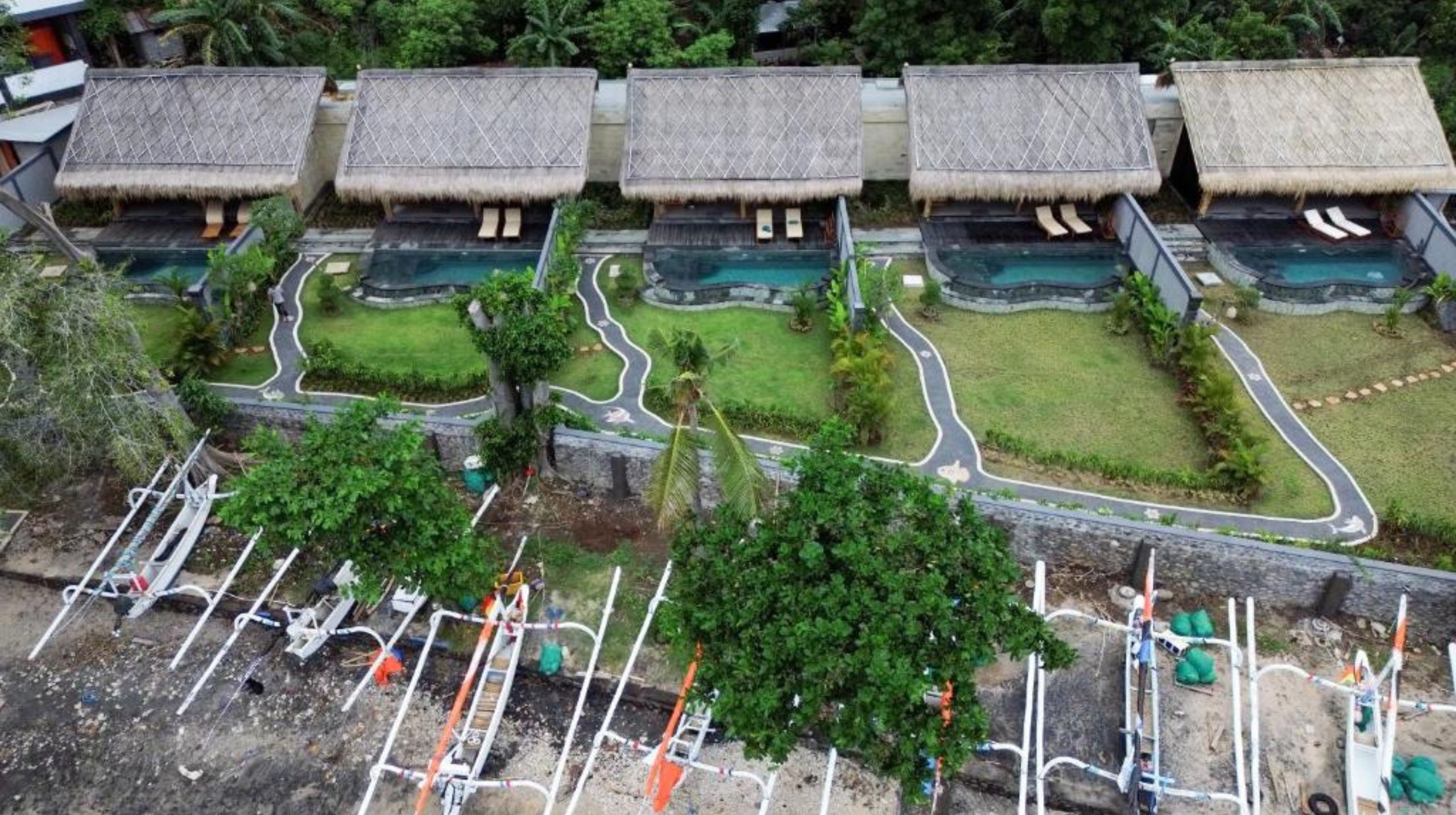 Ayunan Beach Villas Amed – Private Beachfront Villa for Snorkeling & Diving