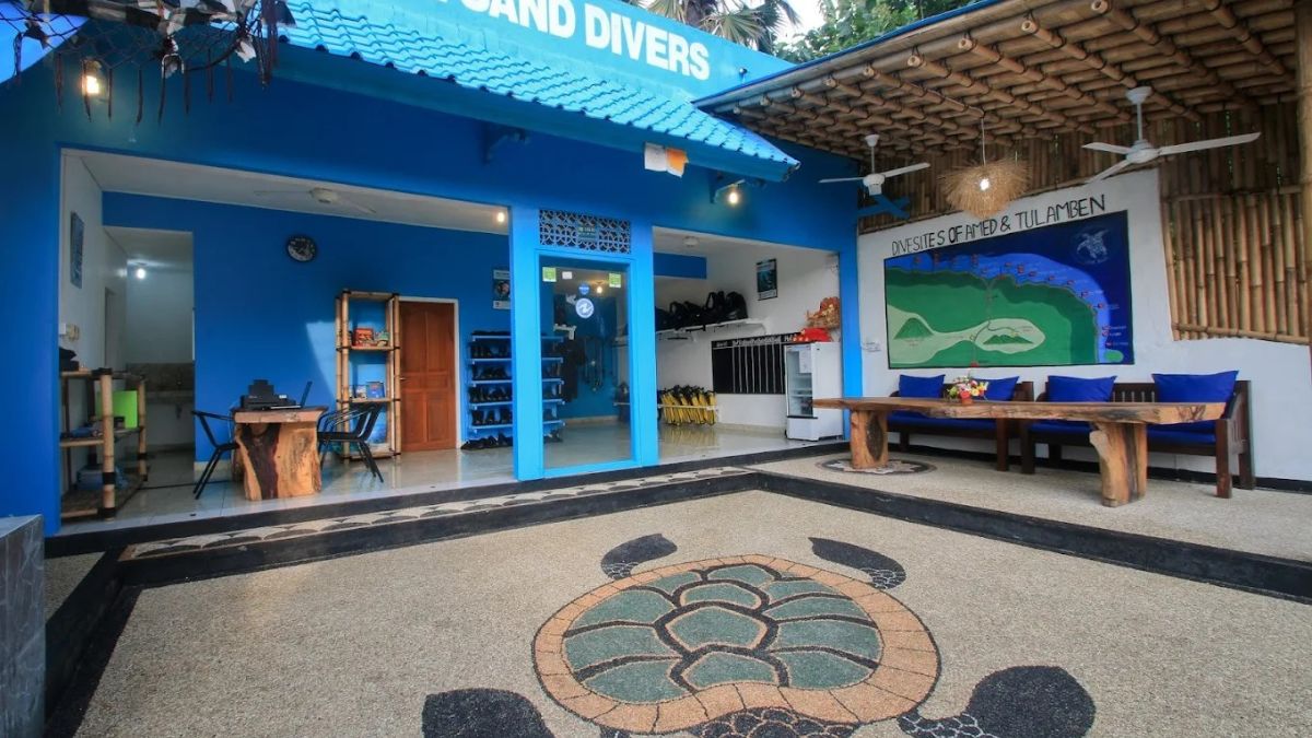 whitesand divers amed